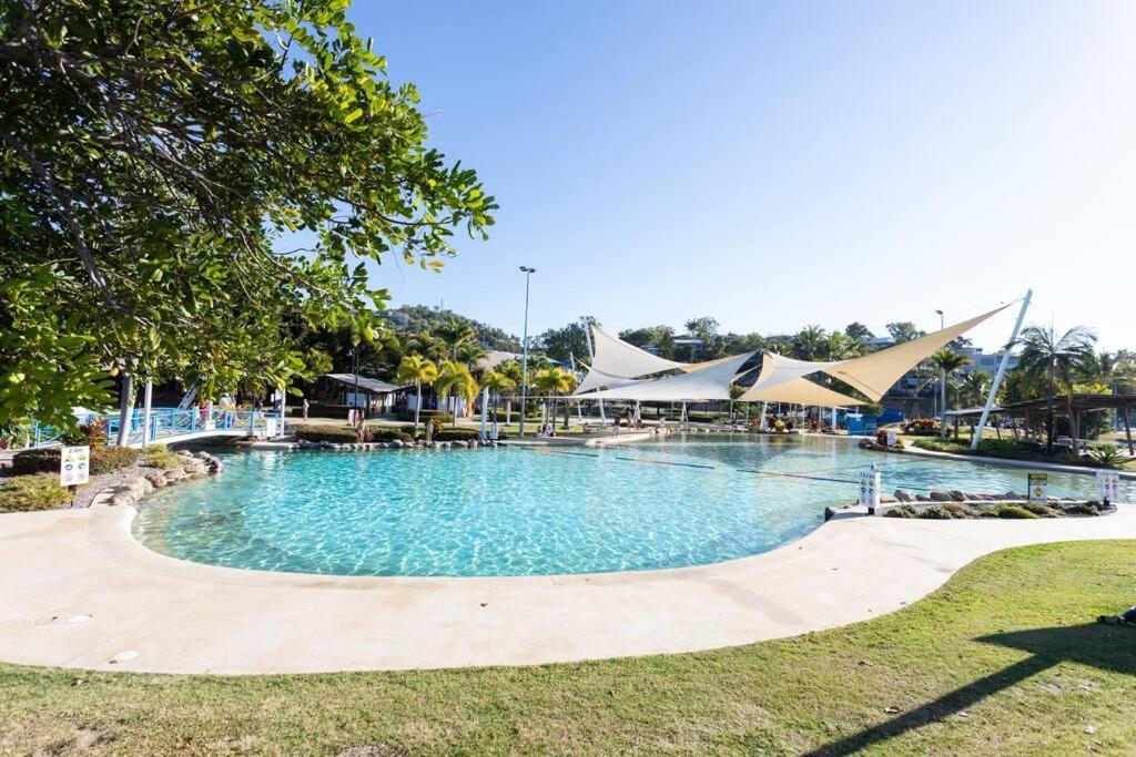 Airlie Sun & Sand Motel Accommodation #4 Airlie Beach Esterno foto